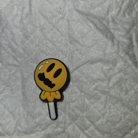 4/$8 Decorative Crocs Charm Shoe Charm - Emoji - Picture 3 of 3